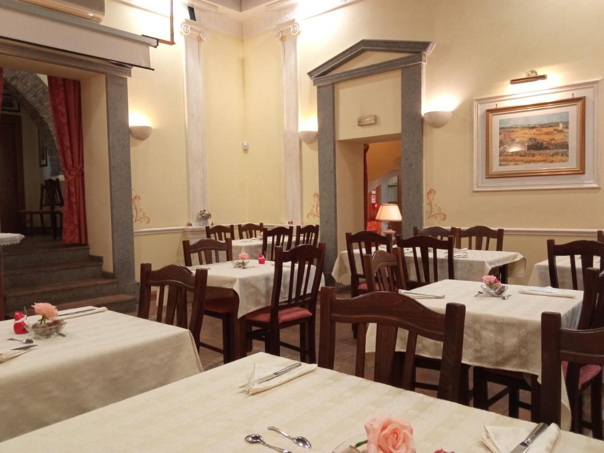 ホテル Casale Certosa Pavona エクステリア 写真