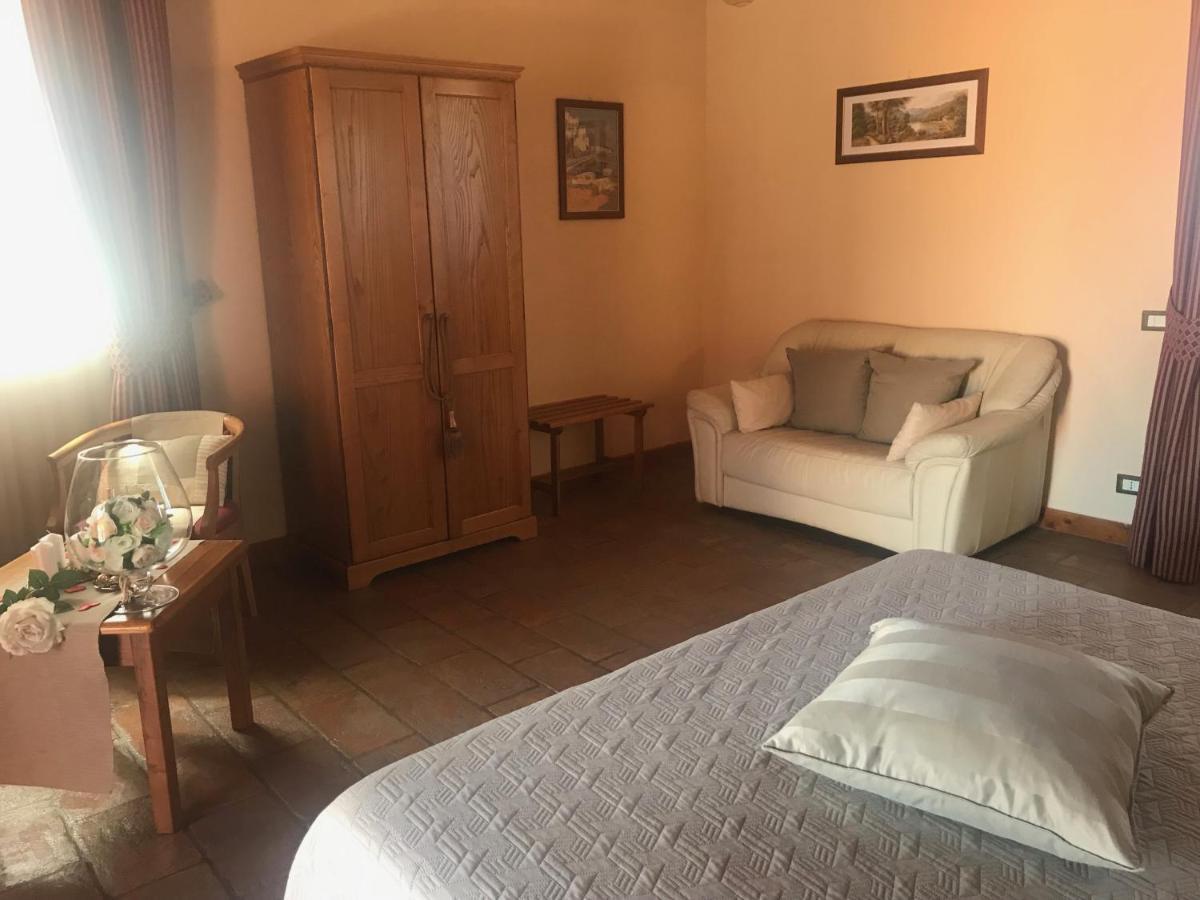 ホテル Casale Certosa Pavona エクステリア 写真