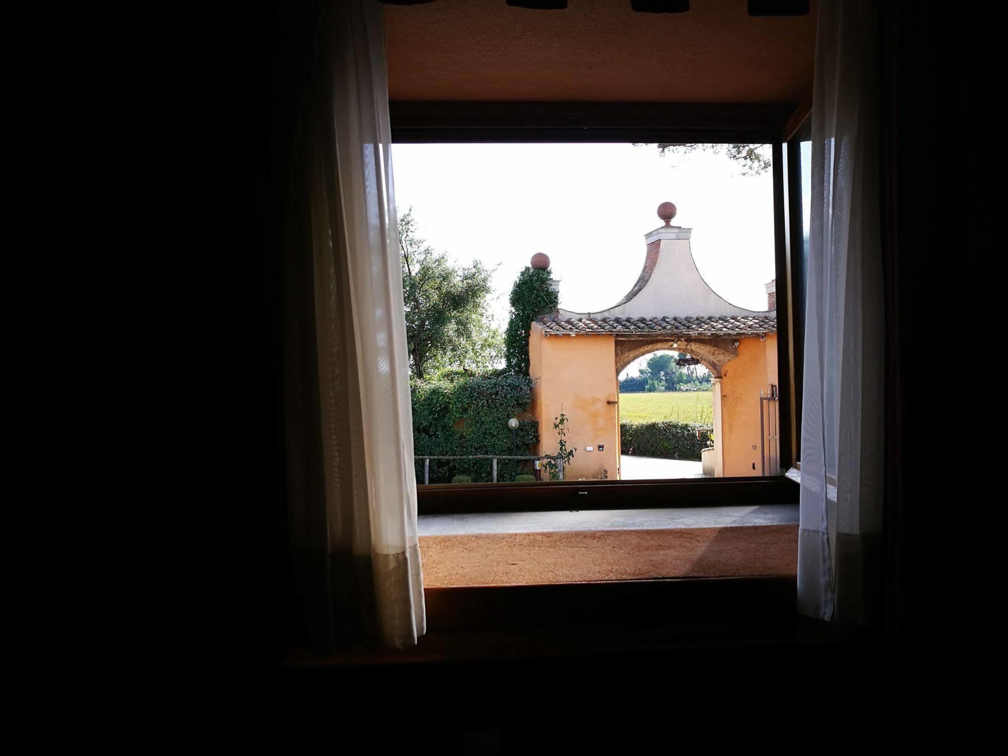ホテル Casale Certosa Pavona エクステリア 写真